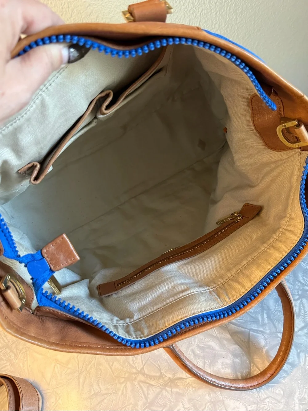 EUC Tory Burch Leather & Quilted Blue Tote. - Picture 11 of 12